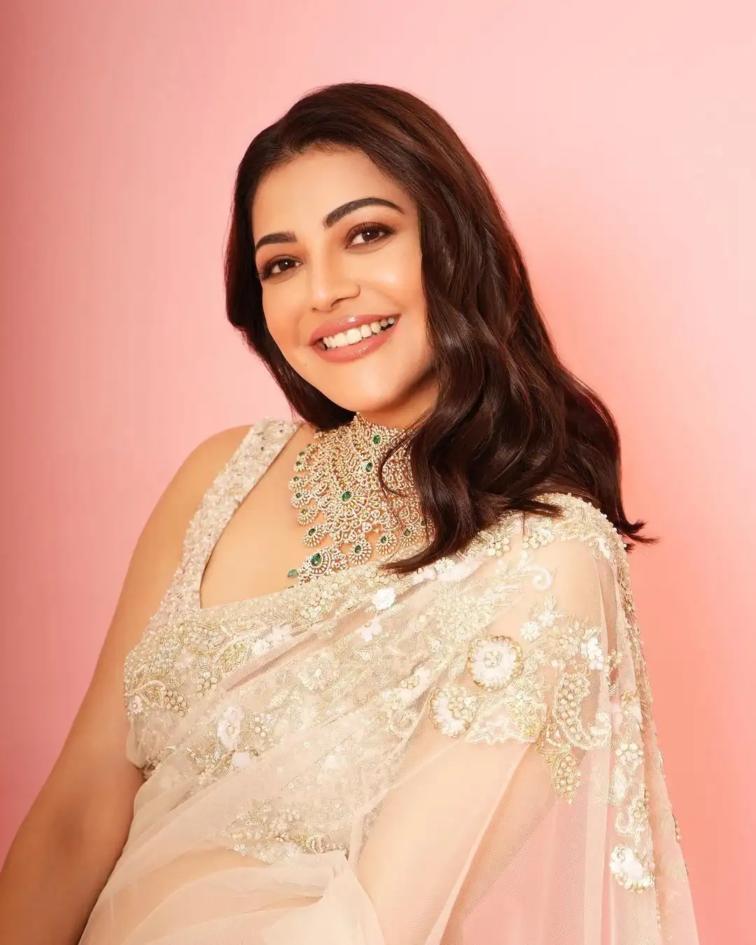 Indian Actress Kajal Aggarwal Stills in White Saree